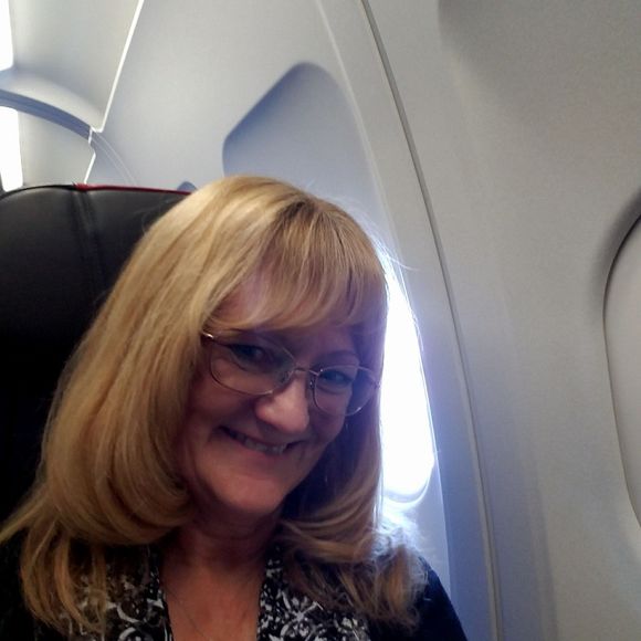 Meet your Posher, Terri - Picture 1 of 1